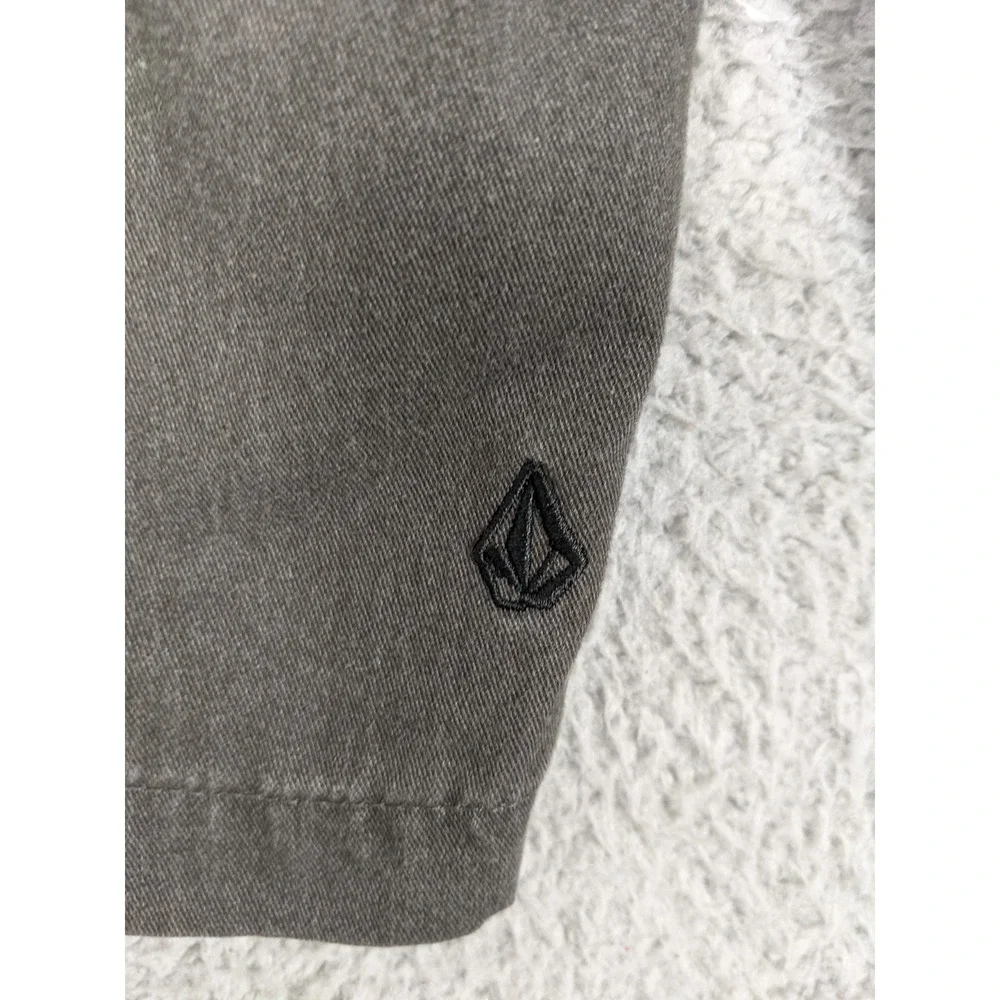 Volcom VMonty Chino Shorts Mens 32 Gray Flat Front Pockets Golf Skater Casual